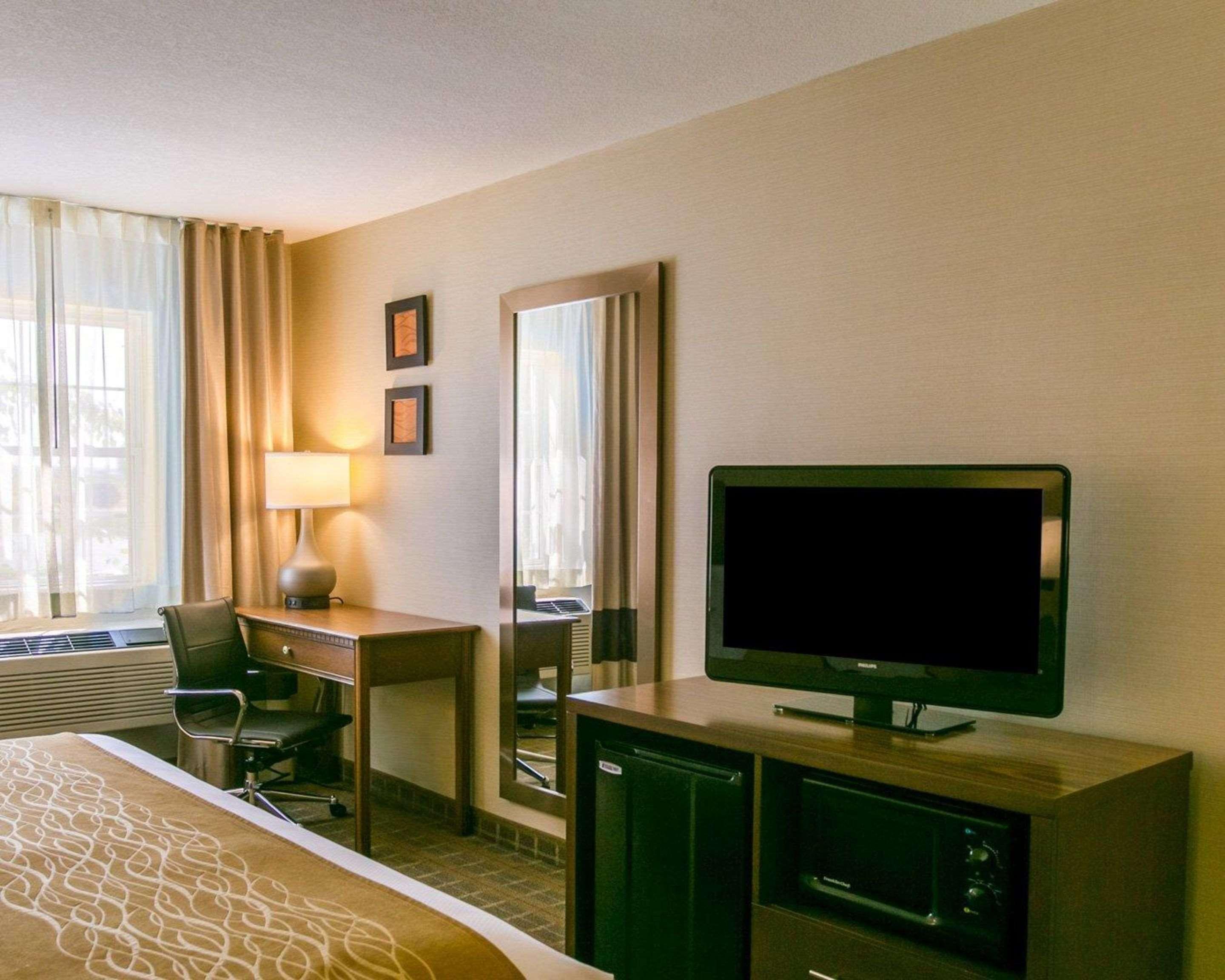Comfort Inn Sedalia Station Εξωτερικό φωτογραφία