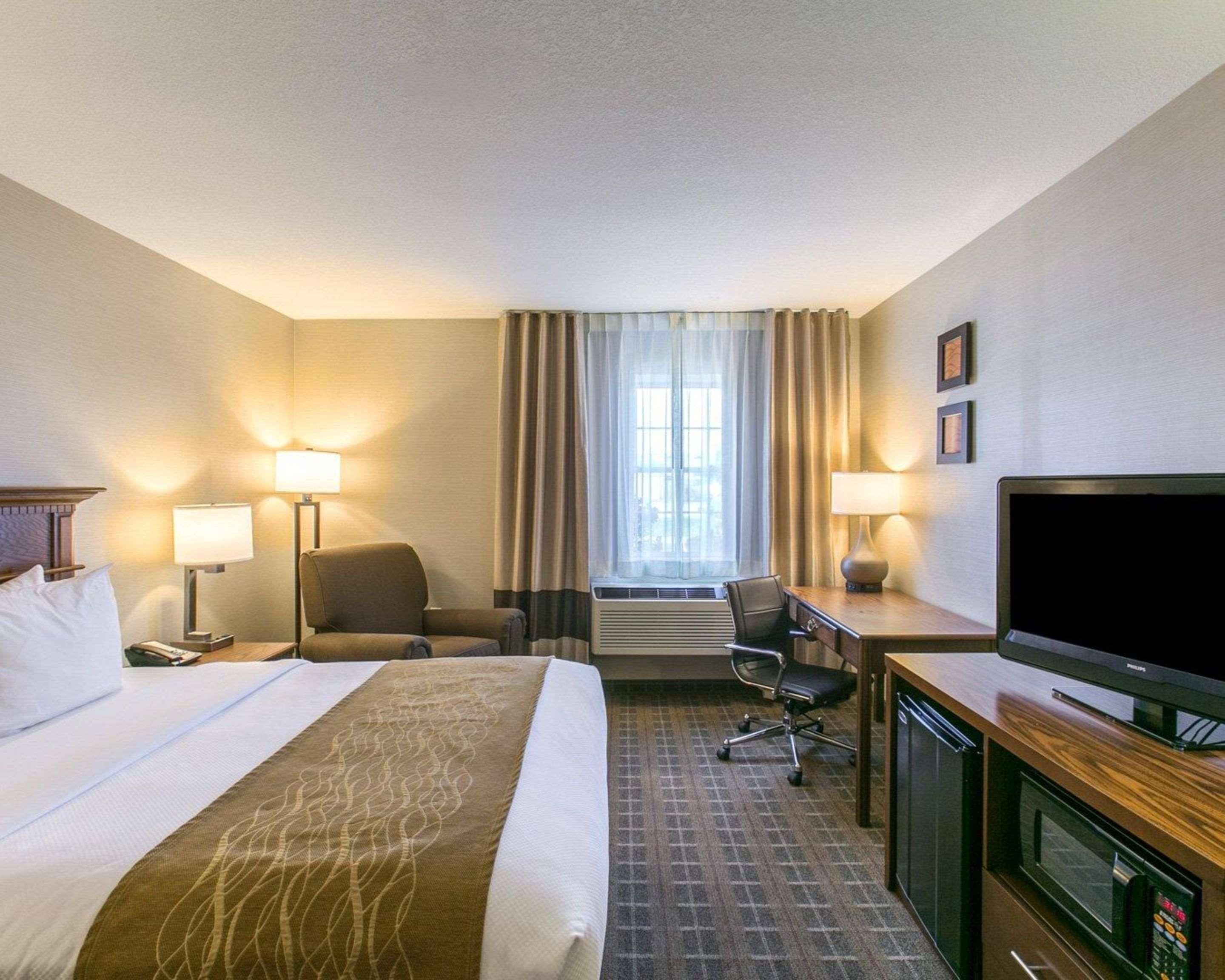 Comfort Inn Sedalia Station Εξωτερικό φωτογραφία