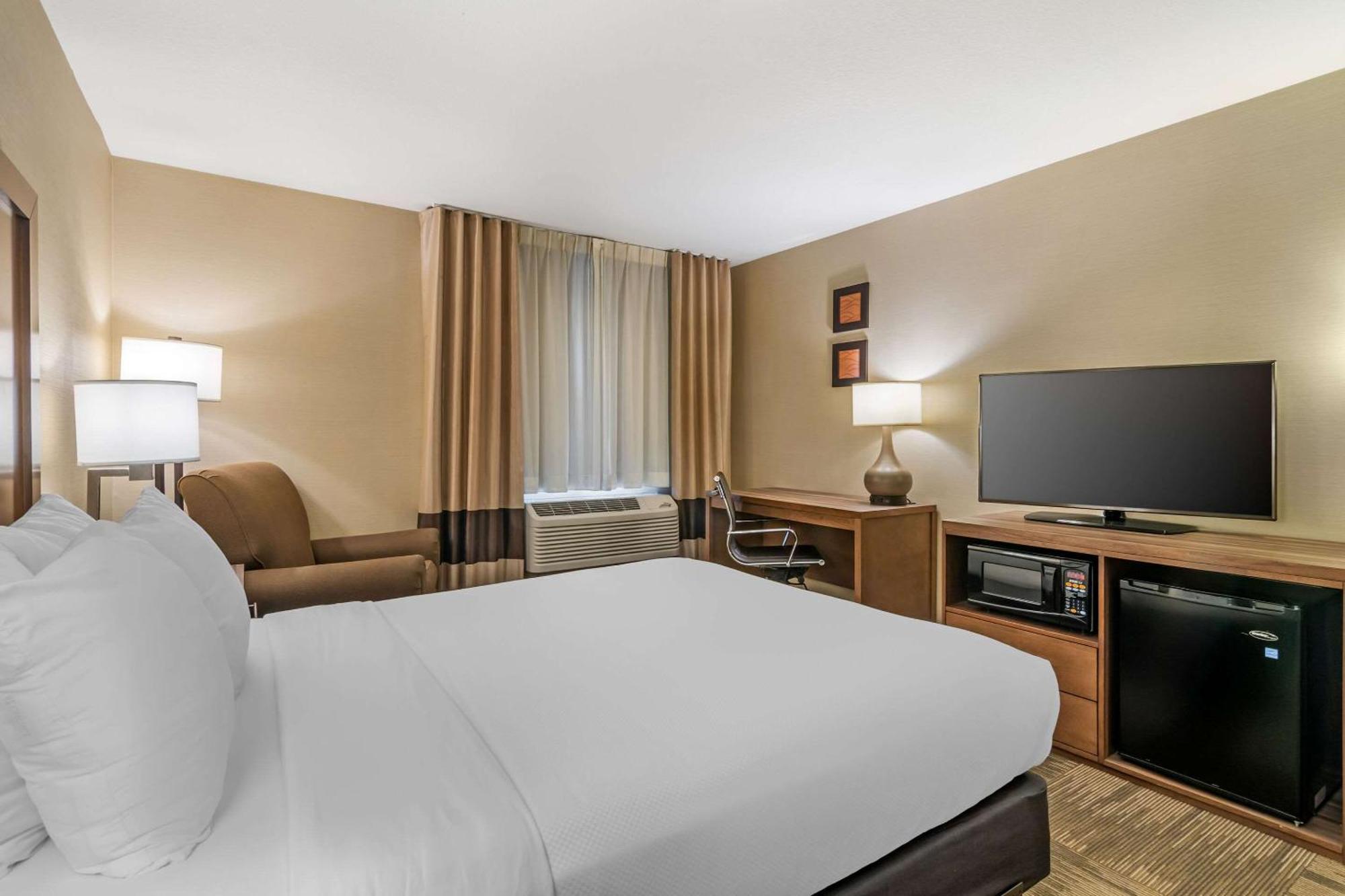 Comfort Inn Sedalia Station Εξωτερικό φωτογραφία