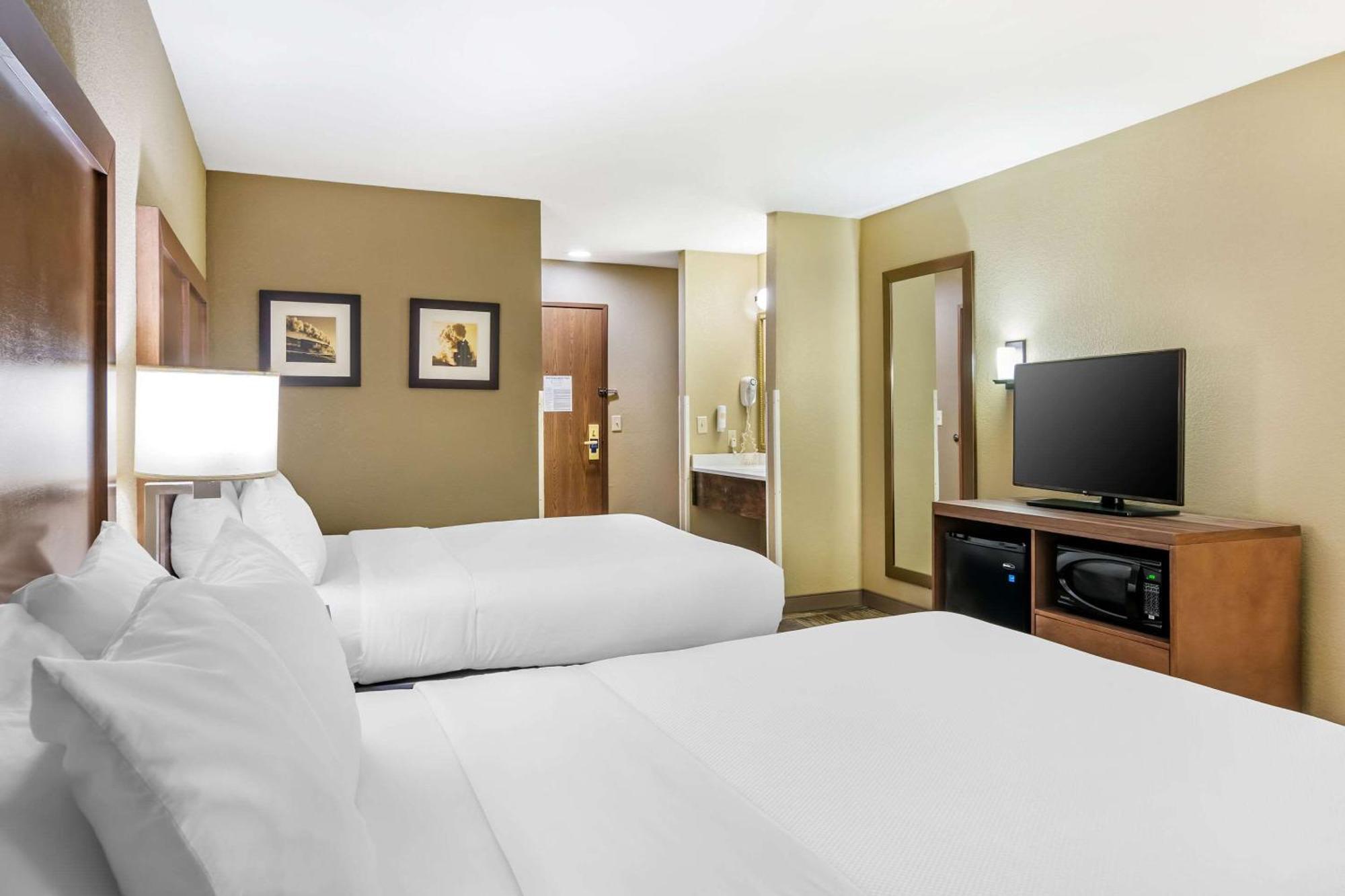 Comfort Inn Sedalia Station Εξωτερικό φωτογραφία