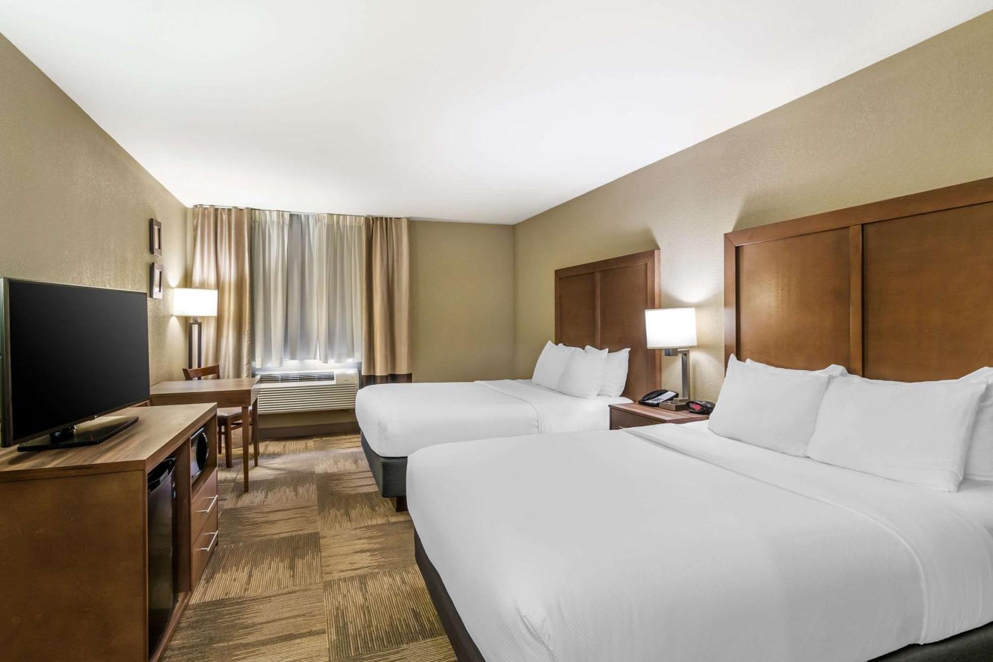 Comfort Inn Sedalia Station Εξωτερικό φωτογραφία