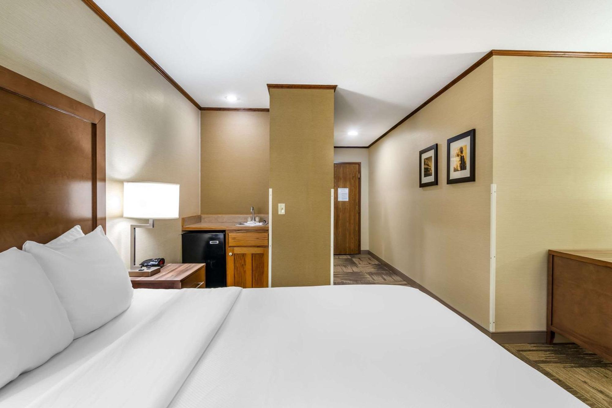 Comfort Inn Sedalia Station Εξωτερικό φωτογραφία