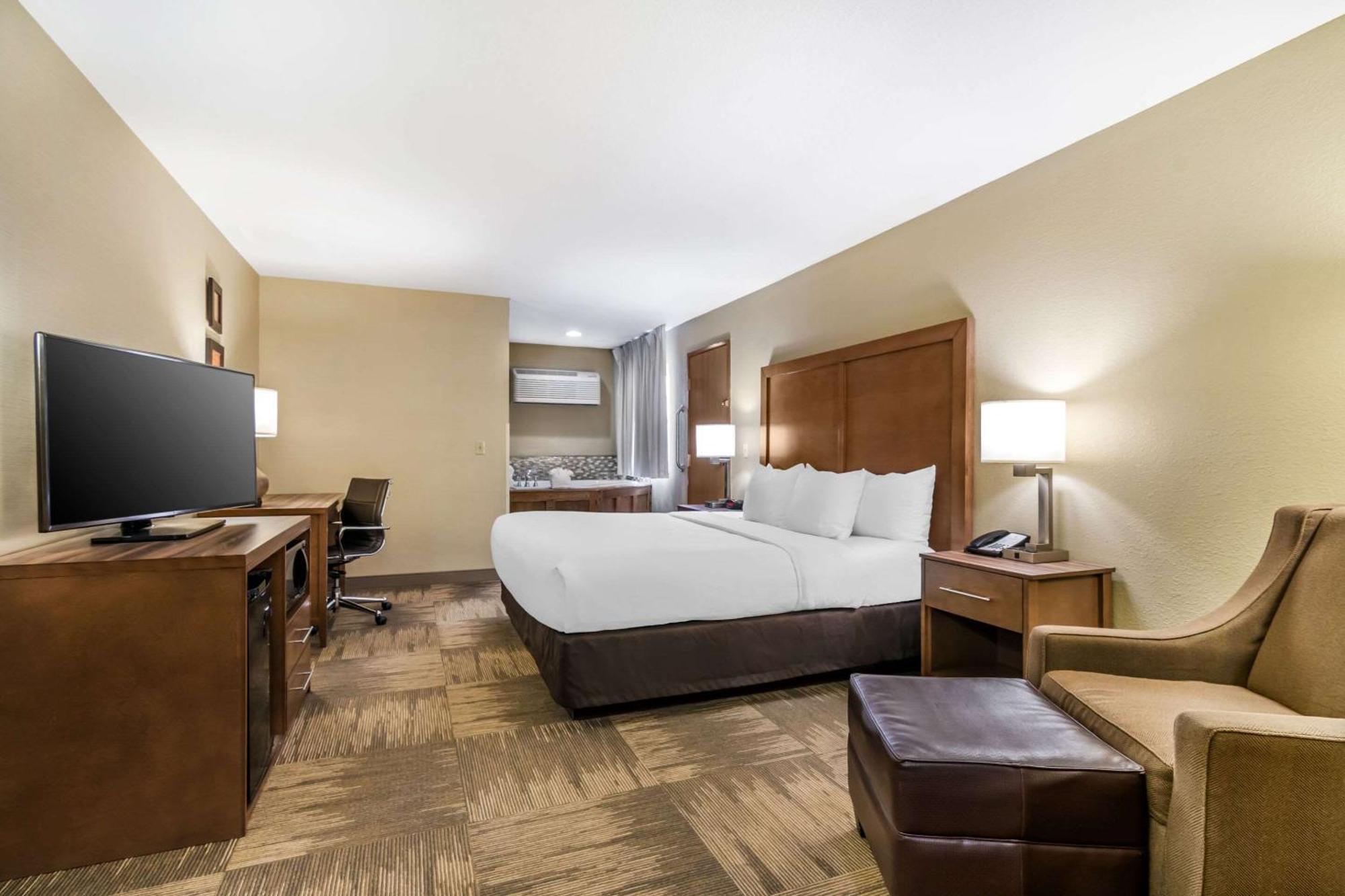 Comfort Inn Sedalia Station Εξωτερικό φωτογραφία